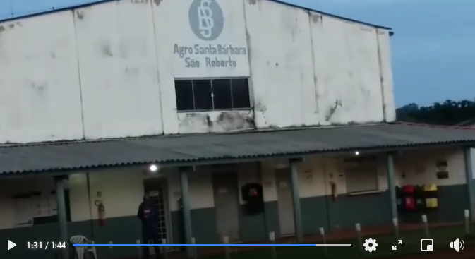 Trecho do vídeo mostra galpão da AgroSB