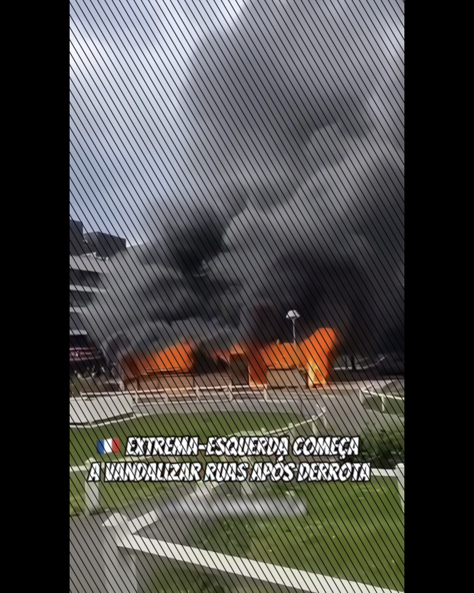 Posts utilizam vídeo antigo para afirmar que manifestantes de esquerda teriam incendiado prédio por conta do resultado das eleições.