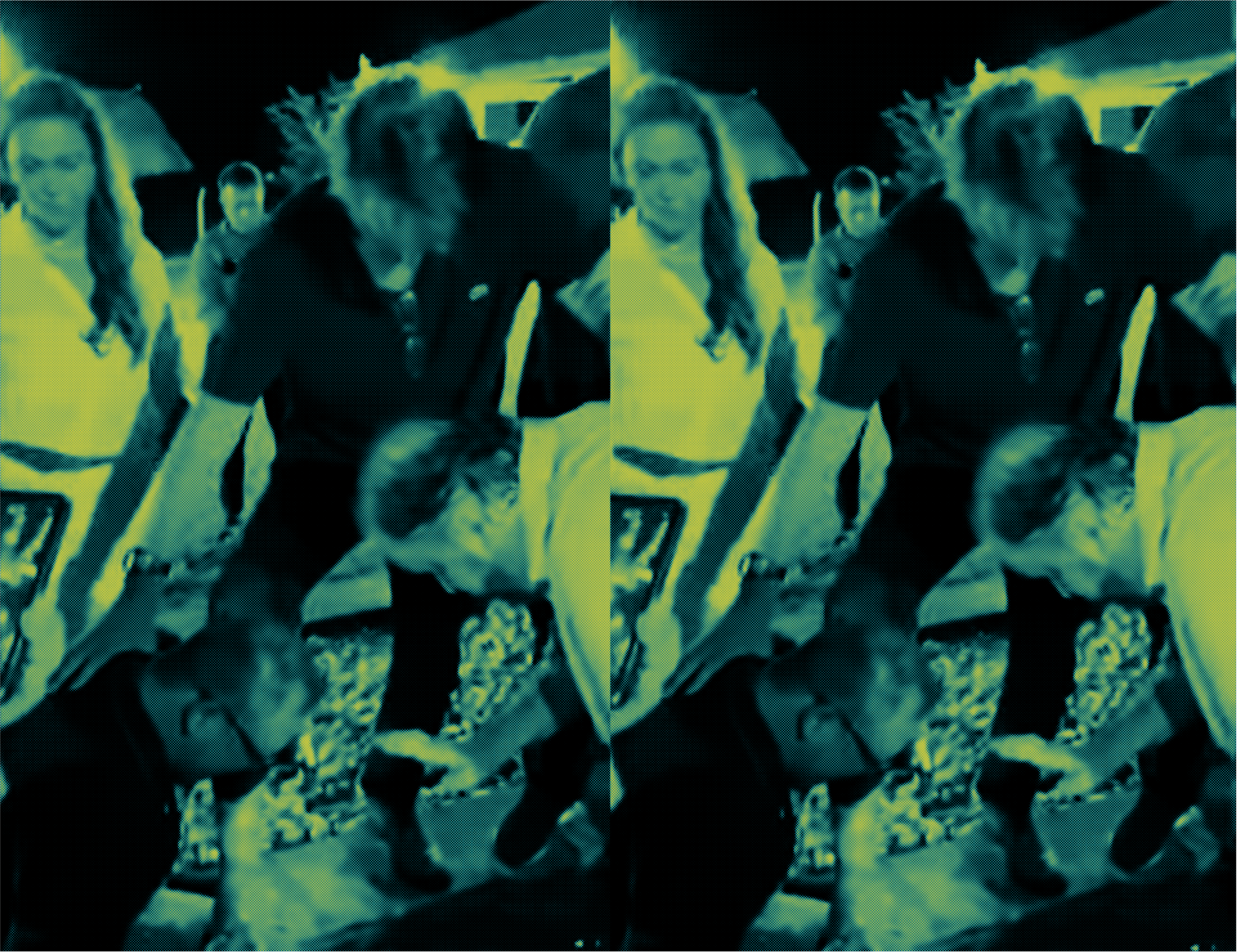 Foto mostra dois homens brancos ajoelhados e com as mãos abertas em direção à perna do ex-presidente Jair Bolsonaro. O ex-presidente está com roupas pretas e óculos pendurado na camiseta.