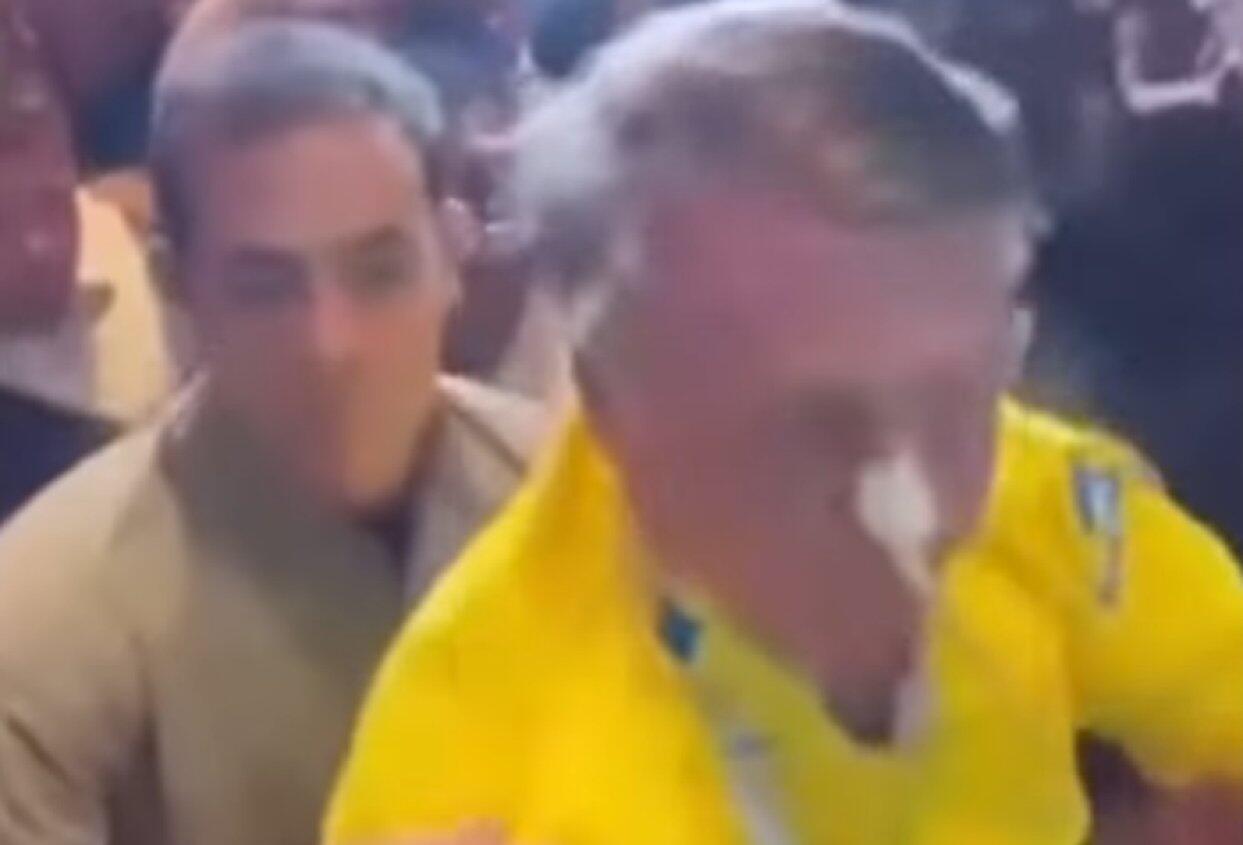 Jair Bolsonaro não está internado em hospital público
