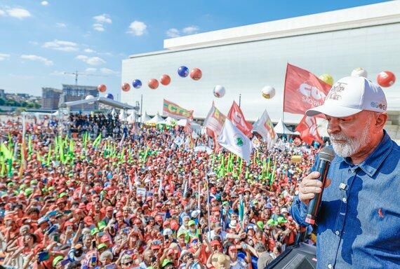 Lula omite derrotas ao dizer que governo aprovou no Congresso tudo o que quis