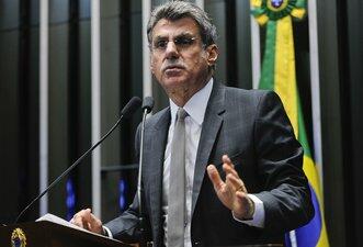 De autoria de Romero Jucá, regulamentação da PEC do Trabalho Escravo está parada no Senado