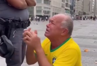 Vídeo que mostra apoiador de Bolsonaro implorando por ajuda de PM foi gerado por IA
