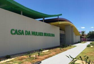 Crise derruba investimento federal em políticas para mulheres
