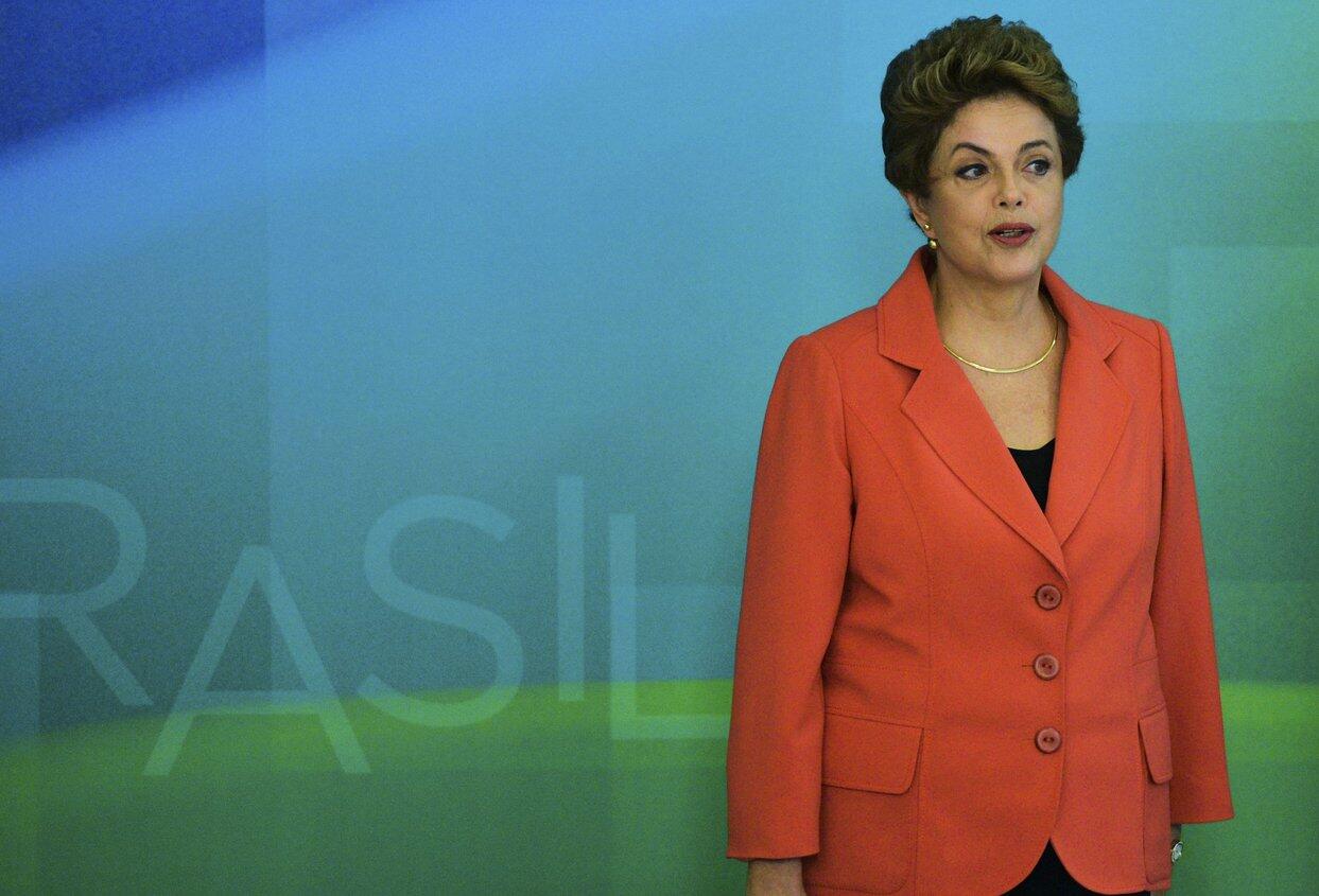 Dilma muda discurso sobre crise econômica
