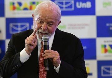 Lula desinforma sobre número de obras paradas em escolas e perfil social de alunos da USP