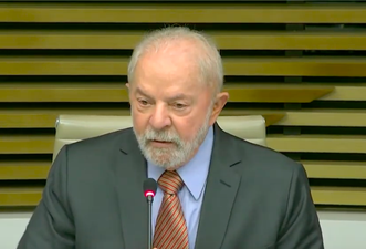 Lula cita na Fiesp informações falsas sobre voto feminino e produção de carnes