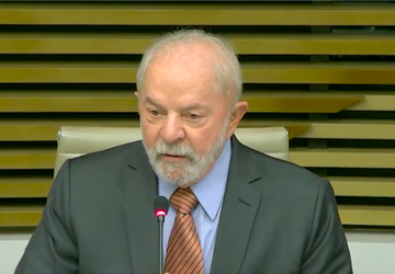 Lula cita na Fiesp informações falsas sobre voto feminino e produção de carnes