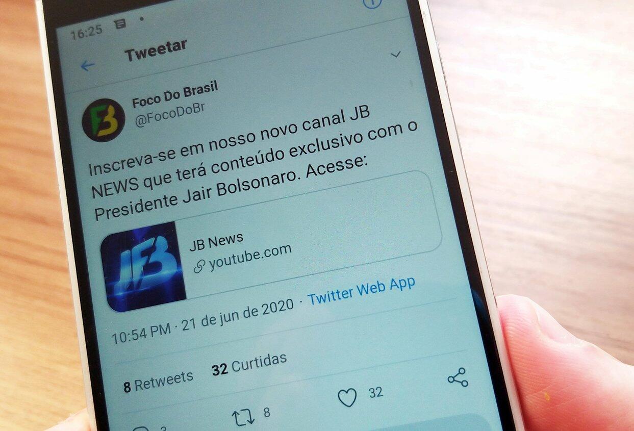 Canal investigado pelo STF cria outra conta no YouTube para divulgar falas controversas de Bolsonaro