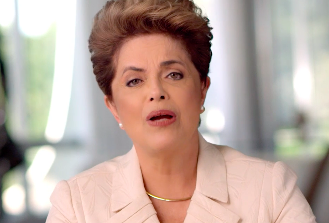 Contra impeachment, Dilma contrapõe sua biografia às de Cunha e opositores