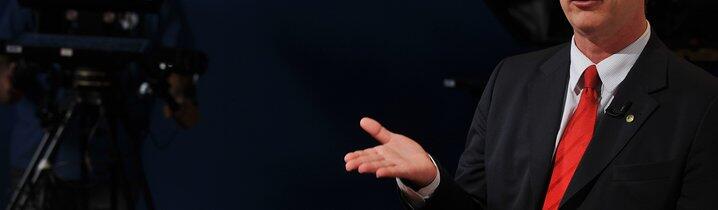 Ciro omite sociedade em escritório e erra tamanho da fila de cirurgias eletivas