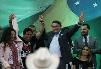 Bolsonaro cita dados sem respaldo sobre apoio à sua candidatura