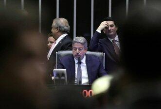 O que levou o ‘PL das Fake News’ a perder apoio no Congresso