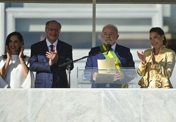 Checamos o discurso de Lula no parlatório do Palácio do Planalto